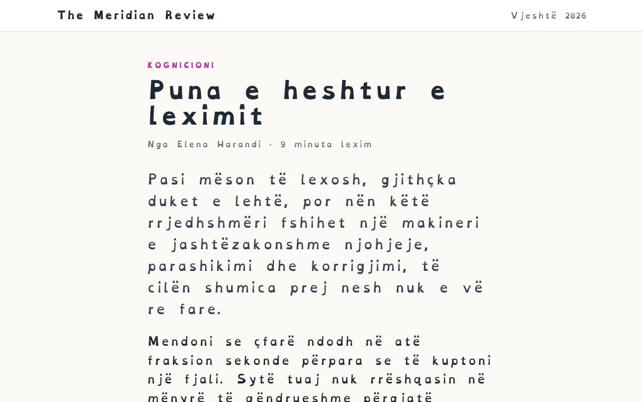 Një artikull i vendosur në OpenDyslexic me hapësirë më të madhe mes shkronjave dhe fjalëve